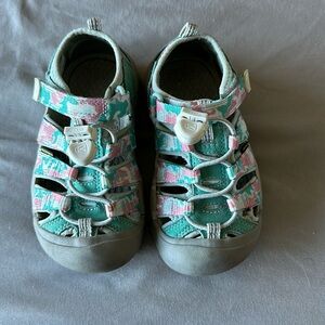 Kids keen sandals